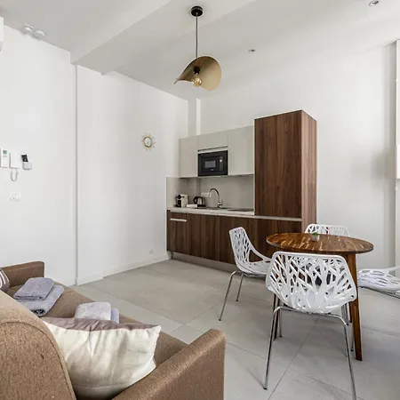 In-Disponible A La Location * Cannes